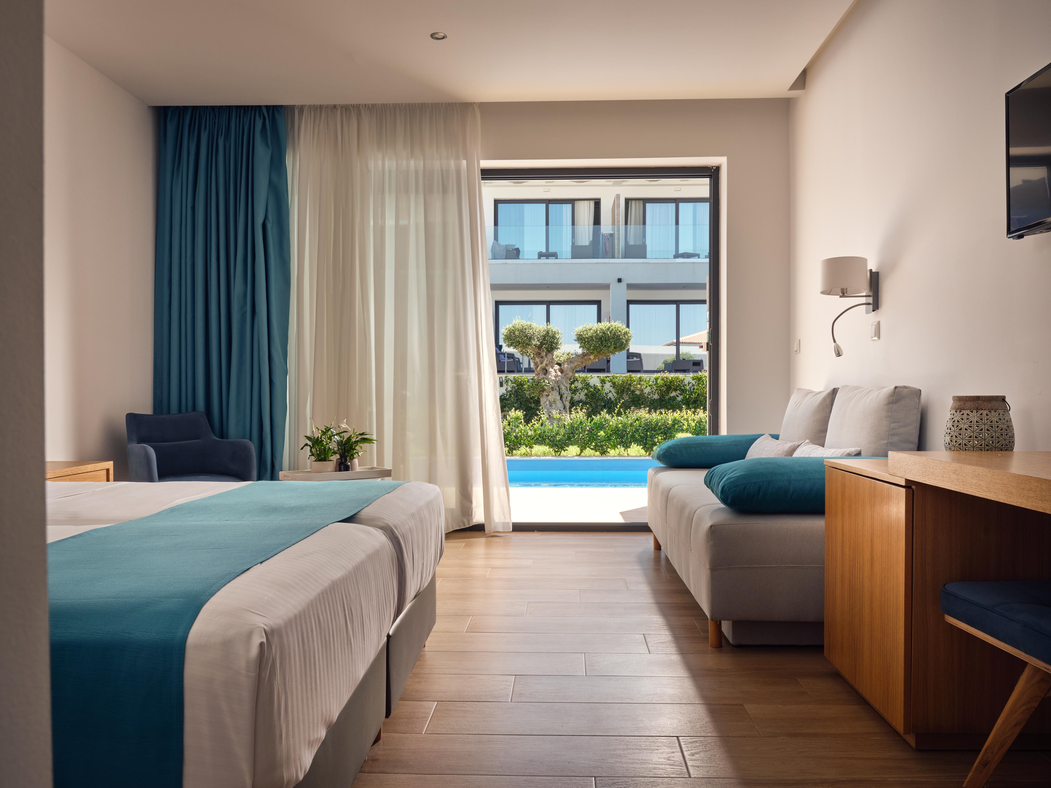 Cavo Orient Beach Hotel & Suites Drosia  Exterior photo